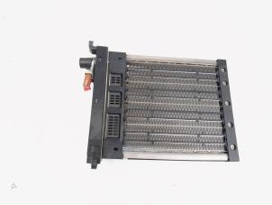 Gebruikte Kachel Verwarmingselement Mercedes ML II (164/4JG) 3.0 ML-280 CDI 4-Matic V6 24V Prijs € 45,00 Margeregeling aangeboden door GEJO Revisie & Onderdelen BV