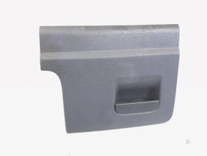 Gebruikte Opbergvak Volkswagen Golf V (1K1) 2.0 GTI 16V Prijs € 16,00 Margeregeling aangeboden door GEJO Revisie & Onderdelen BV