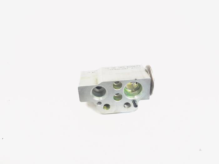 Gebruikte Airco expansieklep Volkswagen Golf V (1K1) 2.0 GTI 16V Prijs € 9,00 Margeregeling aangeboden door GEJO Revisie & Onderdelen BV