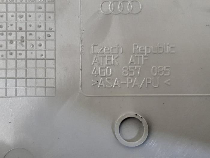 Dashboard deel van een Audi A6 (C7) 2.0 TDI 16V 2015