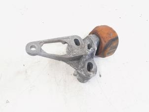 Gebruikte Motorsteun Audi A6 (C7) 2.0 TDI 16V Prijs € 19,00 Margeregeling aangeboden door GEJO Revisie & Onderdelen BV