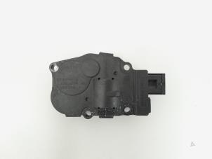 Gebruikte Kachelklep Motor BMW X1 (E84) sDrive 20d 2.0 16V Prijs € 4,00 Margeregeling aangeboden door GEJO Revisie & Onderdelen BV