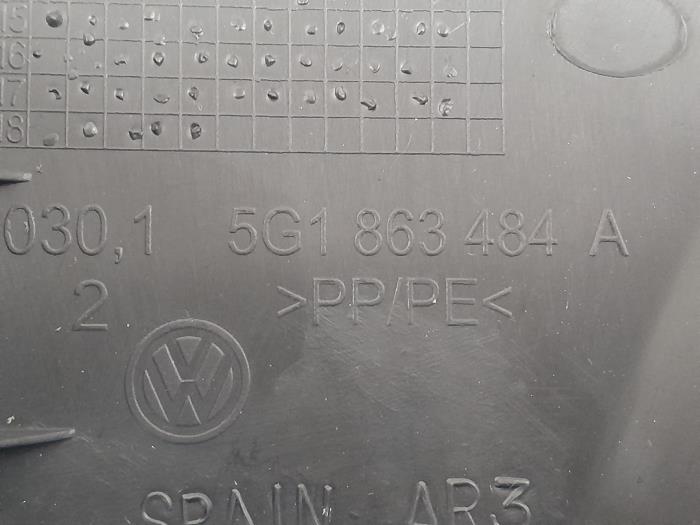 A-stijl Afdekkap rechts van een Volkswagen Golf VII (AUA) 1.0 TSI 12V 2018
