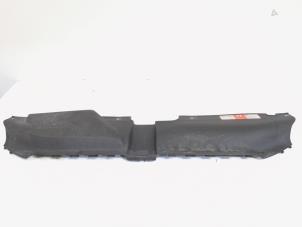 Gebruikte Afdekplaat diversen Audi A4 Avant (B8) 3.0 TDI V6 24V Quattro Prijs € 12,00 Margeregeling aangeboden door GEJO Revisie & Onderdelen BV