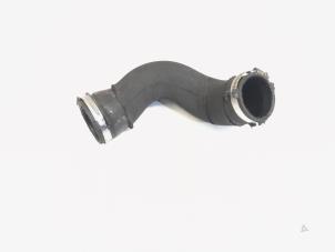 Gebruikte Intercooler Slang Audi A4 Avant (B8) 3.0 TDI V6 24V Quattro Prijs € 9,00 Margeregeling aangeboden door GEJO Revisie & Onderdelen BV