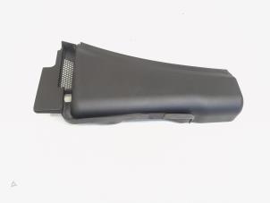 Gebruikte Afdekplaat diversen Audi A4 Avant (B8) 3.0 TDI V6 24V Quattro Prijs € 25,00 Margeregeling aangeboden door GEJO Revisie & Onderdelen BV