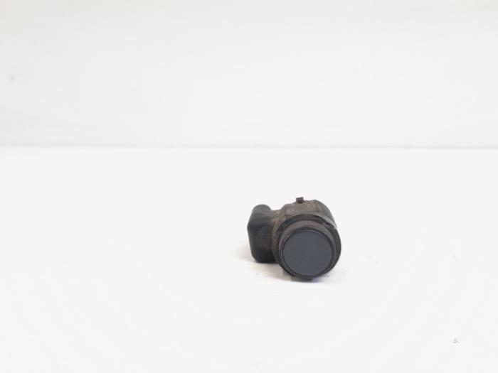 Gebruikte PDC Sensor Audi A4 Avant (B8) 3.0 TDI V6 24V Quattro Prijs € 9,95 Margeregeling aangeboden door GEJO Revisie & Onderdelen BV