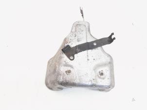 Gebruikte Afdekplaat diversen Audi A4 Avant (B8) 3.0 TDI V6 24V Quattro Prijs € 22,00 Margeregeling aangeboden door GEJO Revisie & Onderdelen BV