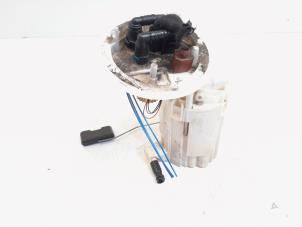 Gebruikte Tank element Pomp Audi A4 Avant (B8) 3.0 TDI V6 24V Quattro Prijs € 18,00 Margeregeling aangeboden door GEJO Revisie & Onderdelen BV