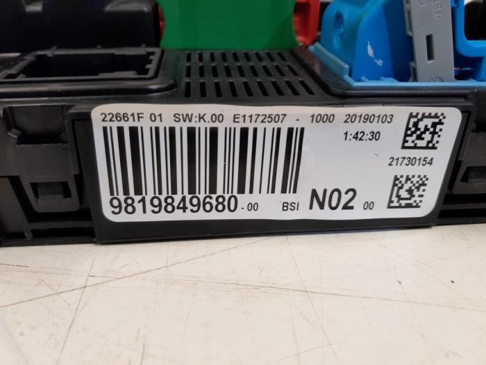 Computer Body Control van een Peugeot 208 I (CA/CC/CK/CL) 1.2 Vti 12V PureTech 2018