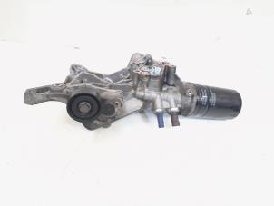 Gebruikte Oliefilterhouder Skoda Octavia Combi (1Z5) 1.8 TSI 16V Prijs € 35,00 Margeregeling aangeboden door GEJO Revisie & Onderdelen BV