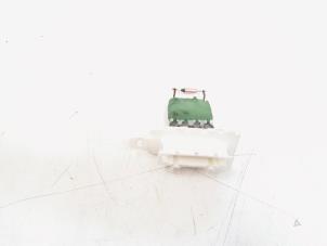 Gebruikte Kachel Weerstand Volkswagen Polo VI (AW1) 1.0 MPi 12V Prijs € 9,00 Margeregeling aangeboden door GEJO Revisie & Onderdelen BV