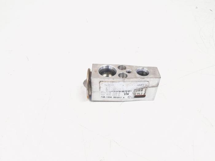Gebruikte Expansieklep airco Volkswagen Tiguan (AD1) 2.0 TDI 16V BlueMotion Technology SCR Prijs € 10,00 Margeregeling aangeboden door GEJO Revisie & Onderdelen BV
