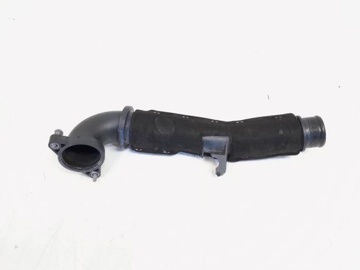 Gebruikte Intercooler Buis Volkswagen Tiguan (AD1) 2.0 TDI 16V BlueMotion Technology SCR Prijs € 15,00 Margeregeling aangeboden door GEJO Revisie & Onderdelen BV