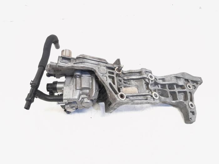 Gebruikte Brandstofpomp Mechanisch Volkswagen Tiguan (AD1) 2.0 TDI 16V BlueMotion Technology SCR Prijs € 124,00 Margeregeling aangeboden door GEJO Revisie & Onderdelen BV