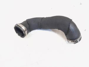 Gebruikte Intercooler Slang Audi A4 Avant (B8) 3.0 TDI 245 V6 24V Quattro Prijs € 9,00 Margeregeling aangeboden door GEJO Revisie & Onderdelen BV