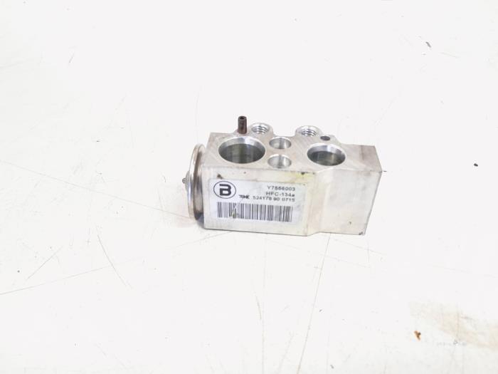 Gebruikte Airco expansieklep Audi A4 Avant (B8) 3.0 TDI 245 V6 24V Quattro Prijs € 34,95 Margeregeling aangeboden door GEJO Revisie & Onderdelen BV