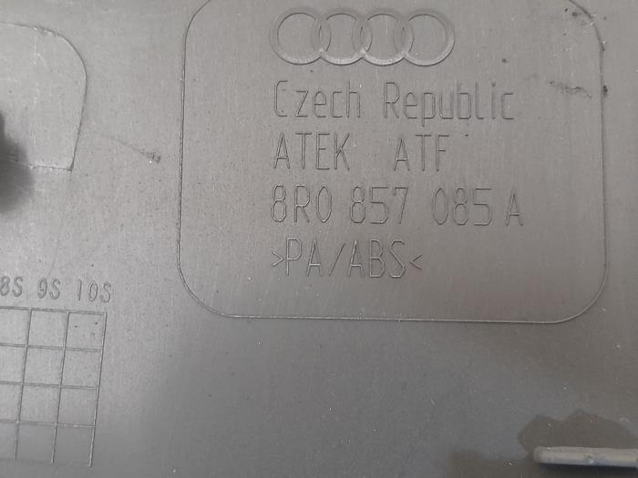 Dashboard deel van een Audi Q5 (8RB) 2.0 TFSI 16V Quattro 2008