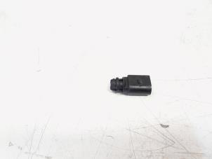 Gebruikte Temperatuursensor buiten Audi Q5 (8RB) 2.0 TFSI 16V Quattro Prijs € 9,00 Margeregeling aangeboden door GEJO Revisie & Onderdelen BV