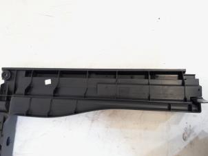 Gebruikte Bekleding bagageruimte Volkswagen Passat Variant (365) 1.4 TSI 16V Prijs € 10,00 Margeregeling aangeboden door GEJO Revisie & Onderdelen BV