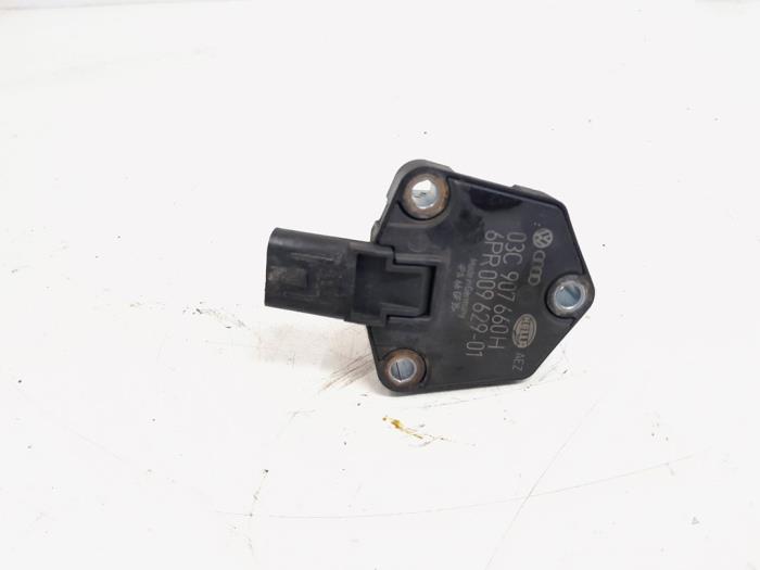 Gebruikte Oliepeil sensor Audi A4 Avant (B8) 3.0 TDI V6 24V Quattro Prijs € 24,95 Margeregeling aangeboden door GEJO Revisie & Onderdelen BV