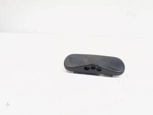 Gebruikte Ruitensproeier voor Audi A3 Limousine (8VS/8VM) 1.0 TFSI 12V Prijs € 4,50 Margeregeling aangeboden door GEJO Revisie & Onderdelen BV