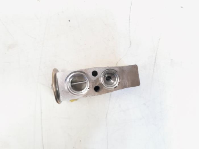Gebruikte Airco expansieklep Audi A3 Limousine (8VS/8VM) 1.0 TFSI 12V Prijs € 10,00 Margeregeling aangeboden door GEJO Revisie & Onderdelen BV