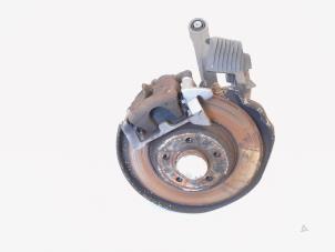 Gebruikte Wielophanging links-achter Audi A4 Avant (B8) 2.0 TDI 16V Prijs € 95,00 Margeregeling aangeboden door GEJO Revisie & Onderdelen BV