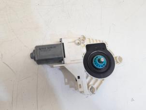 Gebruikte Motor electrisch raam Audi A4 Avant (B8) 2.0 TDI 16V Prijs € 4,00 Margeregeling aangeboden door GEJO Revisie & Onderdelen BV