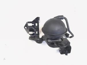 Gebruikte Vacuum ventiel Audi A4 Avant (B8) 2.0 TDI 16V Prijs € 6,00 Margeregeling aangeboden door GEJO Revisie & Onderdelen BV