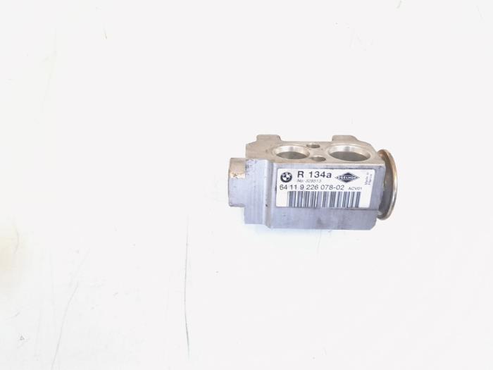 Gebruikte Airco expansieklep BMW X1 (E84) sDrive 18d 2.0 16V Prijs € 15,00 Margeregeling aangeboden door GEJO Revisie & Onderdelen BV