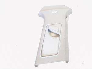 Gebruikte B-stijl rechts Volkswagen Golf VI Variant (AJ5/1KA) 1.4 TSI 122 16V Prijs € 15,00 Margeregeling aangeboden door GEJO Revisie & Onderdelen BV