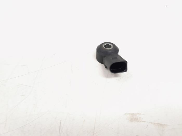 Pingelsensor van een Volkswagen Passat Variant (365) 1.4 TSI 16V 2010