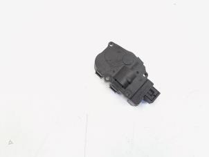 Gebruikte Kachelklep Motor Audi A4 Avant (B8) 2.0 TFSI 16V Quattro Prijs € 7,00 Margeregeling aangeboden door GEJO Revisie & Onderdelen BV