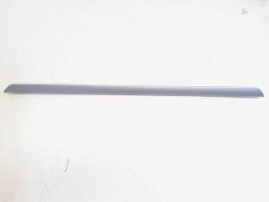 Gebruikte Sierlijst Volkswagen Golf VI Variant (AJ5/1KA) 1.4 TSI 122 16V Prijs € 9,00 Margeregeling aangeboden door GEJO Revisie & Onderdelen BV