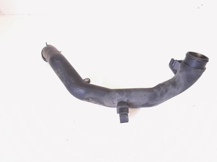 Gebruikte Intercooler Buis Seat Ibiza IV SC (6J1) 1.9 TDI 90 Prijs € 35,00 Margeregeling aangeboden door GEJO Revisie & Onderdelen BV