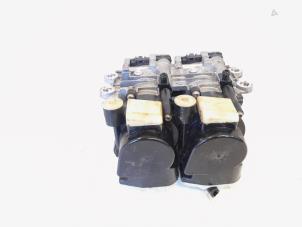 Gebruikte Oliepomp Lynk &amp; Co 01 1.5 PHEV Prijs € 160,00 Margeregeling aangeboden door GEJO Revisie & Onderdelen BV