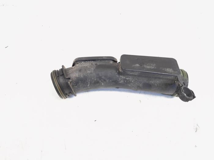 Gebruikte Intercooler Buis Volkswagen Golf VI (5K1) 1.4 TSI 160 16V Prijs € 7,00 Margeregeling aangeboden door GEJO Revisie & Onderdelen BV