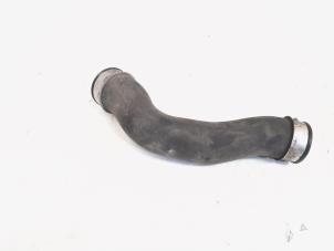 Gebruikte Intercooler Slang Volkswagen Golf VI (5K1) 1.4 TSI 160 16V Prijs € 12,00 Margeregeling aangeboden door GEJO Revisie & Onderdelen BV