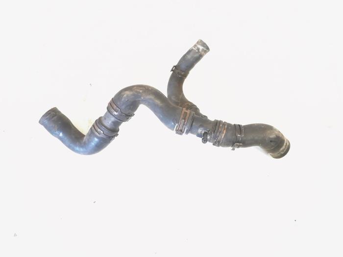 Gebruikte Koelwaterslang Volkswagen Golf V (1K1) 2.0 GTI 16V Prijs € 19,00 Margeregeling aangeboden door GEJO Revisie & Onderdelen BV