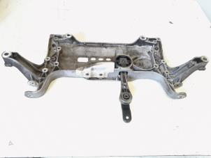 Gebruikte Subframe Volkswagen Passat Variant (3C5) 2.0 TDI 140 Prijs € 60,00 Margeregeling aangeboden door GEJO Revisie & Onderdelen BV