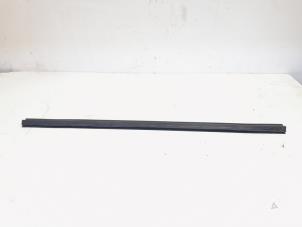 Gebruikte Motorkaprubber Audi A5 (8T3) 2.0 TFSI 16V Quattro Prijs € 4,00 Margeregeling aangeboden door GEJO Revisie & Onderdelen BV