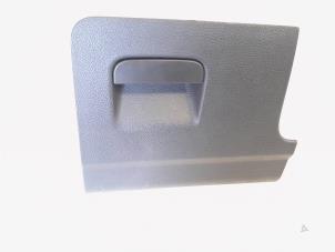 Gebruikte Opbergvak Volkswagen Golf V (1K1) 2.0 GTI 16V Prijs € 16,00 Margeregeling aangeboden door GEJO Revisie & Onderdelen BV