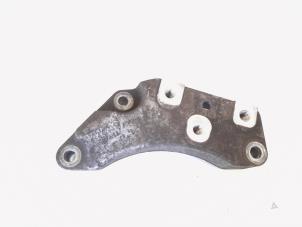 Gebruikte Motorrubber Volkswagen Golf V (1K1) 2.0 GTI 16V Prijs € 19,00 Margeregeling aangeboden door GEJO Revisie & Onderdelen BV