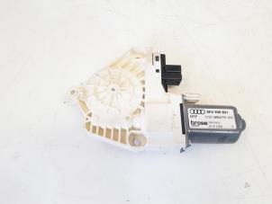 Gebruikte Motor electrisch raam Audi A4 Avant (B8) 1.8 TFSI 16V Prijs € 6,00 Margeregeling aangeboden door GEJO Revisie & Onderdelen BV