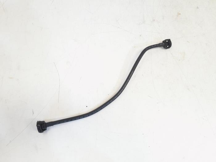 Gebruikte Leiding (diversen) Audi A4 Avant (B8) 1.8 TFSI 16V Prijs € 10,00 Margeregeling aangeboden door GEJO Revisie & Onderdelen BV