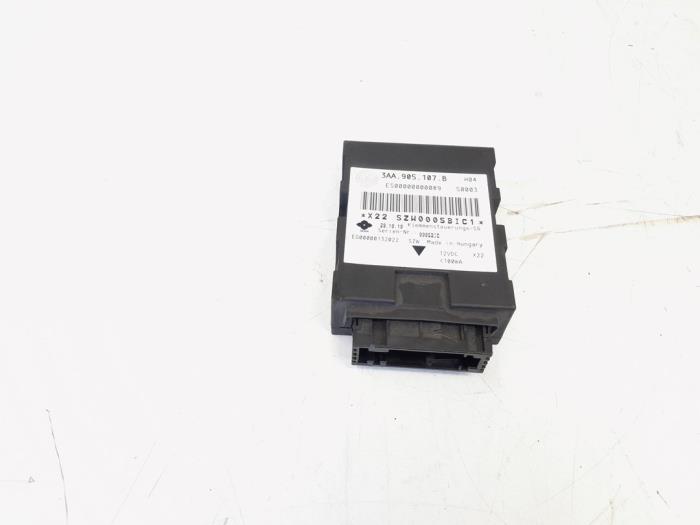 Gebruikte Computer Diversen Volkswagen Passat Variant (365) 1.4 TSI 16V Prijs € 25,00 Margeregeling aangeboden door GEJO Revisie & Onderdelen BV