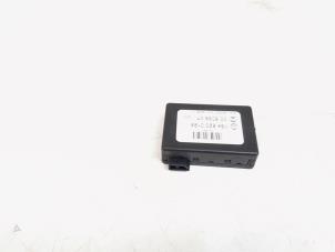 Gebruikte Sensor regen Mercedes ML II (164/4JG) 3.0 ML-320 CDI 4-Matic V6 24V Prijs € 43,00 Margeregeling aangeboden door GEJO Revisie & Onderdelen BV