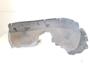 Gebruikte Wielkuip Mercedes ML II (164/4JG) 3.0 ML-320 CDI 4-Matic V6 24V Prijs € 44,00 Margeregeling aangeboden door GEJO Revisie & Onderdelen BV