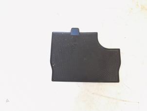 Gebruikte Diversen Mercedes A (W176) 1.6 A-200 16V Prijs € 3,00 Margeregeling aangeboden door GEJO Revisie & Onderdelen BV